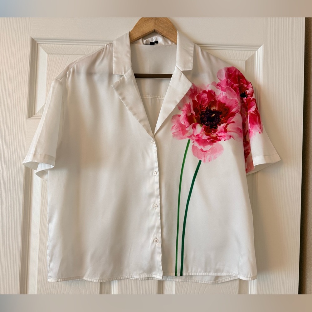 Express satin top.